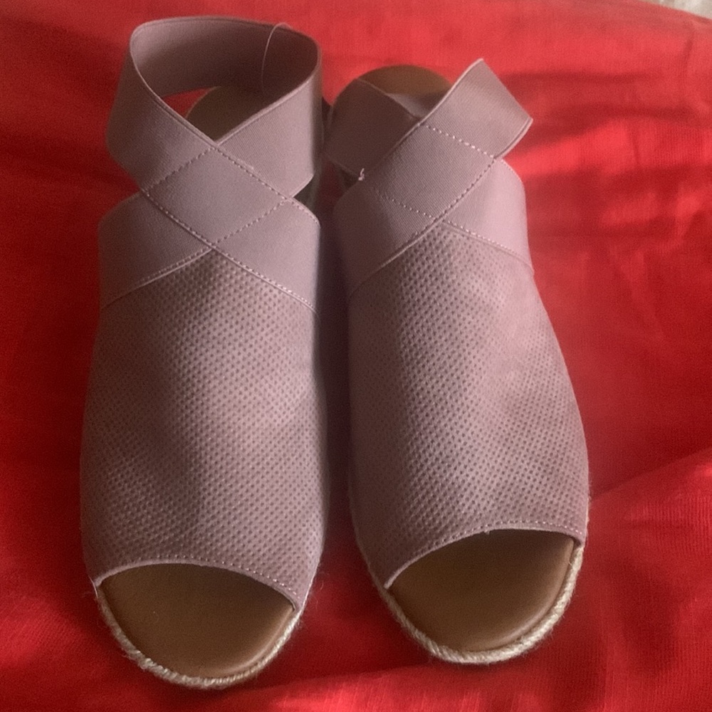 🔵 Sonoma Goods for life + Vitalize by Ortholite women sandals